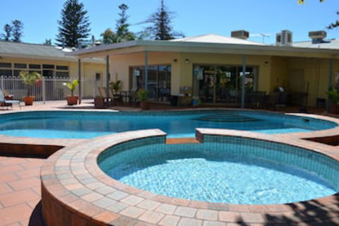 Glenelg Motel - Hervey Bay Accommodation 0