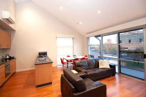 Semaphore Blue Apartments - Hervey Bay Accommodation 6