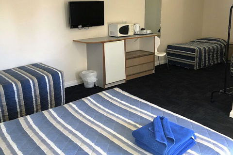 City West Motel - Hervey Bay Accommodation 4