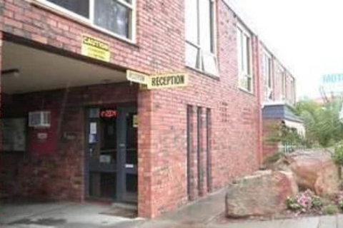 Enfield Motor Inn - Hervey Bay Accommodation 1