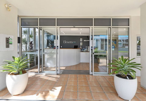 Elouera Tower Beachfront Apartments - Hervey Bay Accommodation 2