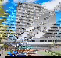 Elouera Tower Beachfront Apartments - Hervey Bay Accommodation