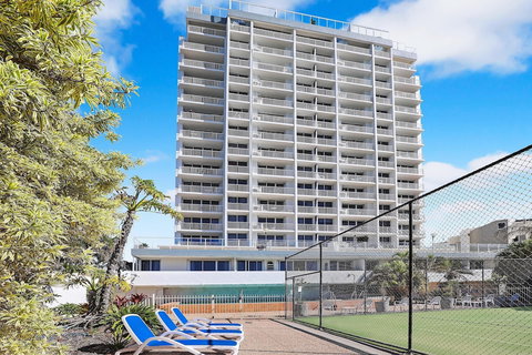 Elouera Tower Beachfront Apartments - Hervey Bay Accommodation 0