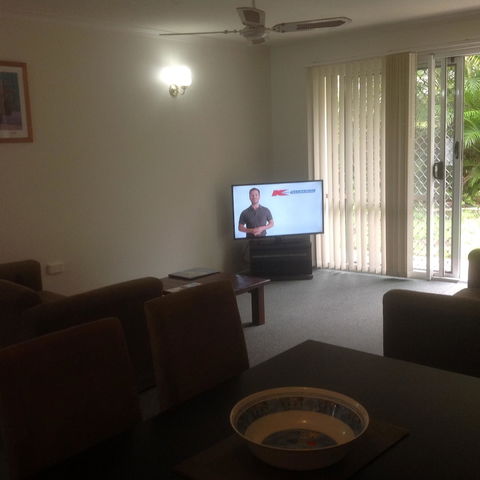 Bayshores Holiday Apartments - Hervey Bay Accommodation 5