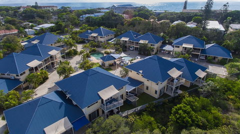 Hastings Cove Waterfront Holiday Apartments - Tourism Hervey Bay 1