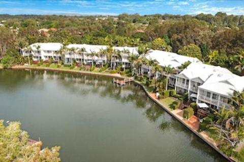 Portside Noosa Waters - Tourism Hervey Bay 0