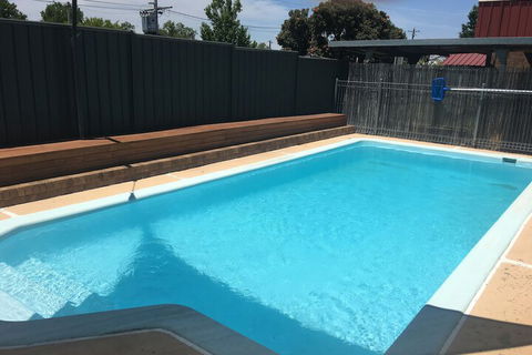 Camellia Motel - Hervey Bay Accommodation 4