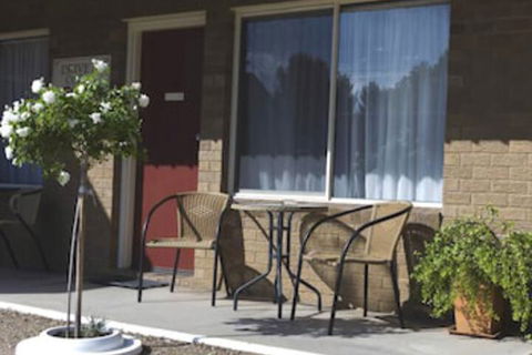 Camellia Motel - Hervey Bay Accommodation 2