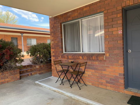 Peter Allen Motor Inn - Hervey Bay Accommodation 0