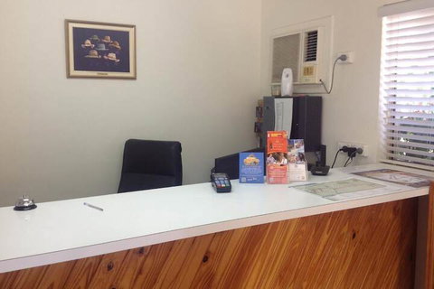 Longreach Motel - Hervey Bay Accommodation 4