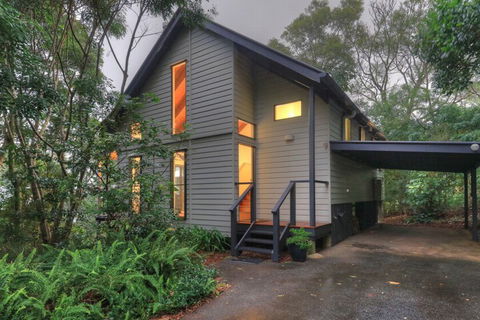 Montville Misty View Cottages - Tourism Hervey Bay 6