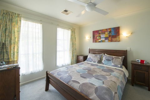Bellevue Bed & Breakfast McLaren Vale - Hervey Bay Accommodation 7