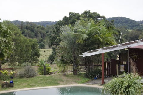 RainbowStay - Tourism Hervey Bay 1