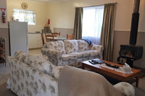 Murray Gardens Cottages & Motel - Hervey Bay Accommodation 5
