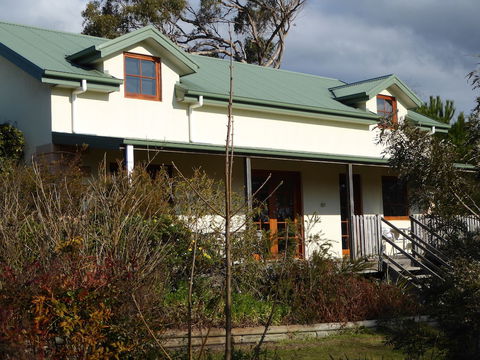Platypus Park Country Retreat - Hervey Bay Accommodation 0