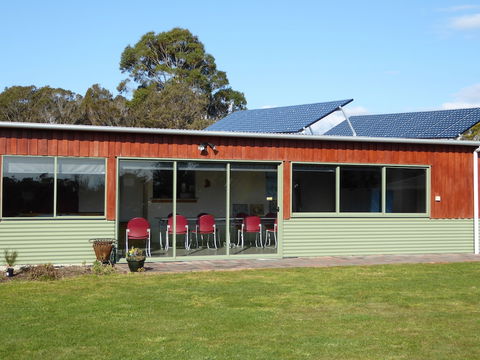 Platypus Park Country Retreat - Hervey Bay Accommodation 1