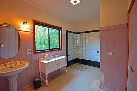 Araluen Park Cottages - Tourism Hervey Bay 2