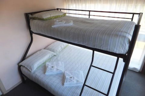 Paradise Holiday Apartments - Tourism Hervey Bay 4