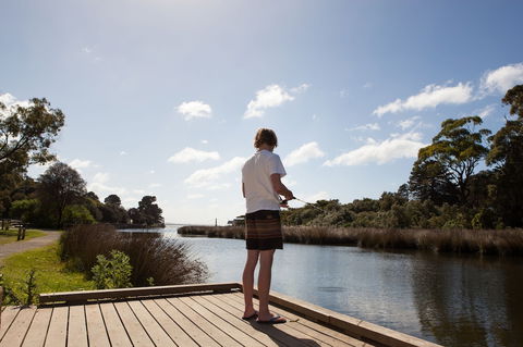Lorne Foreshore Caravan Park - Hervey Bay Accommodation 1