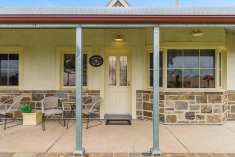 Barossa Vineyard Cottages - Hervey Bay Accommodation 2
