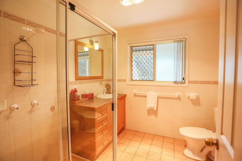 Misty Glen Cottage - Hervey Bay Accommodation 6