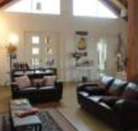 Outlook Hill Pavilion suites  Spa Cottages - Tourism Hervey Bay