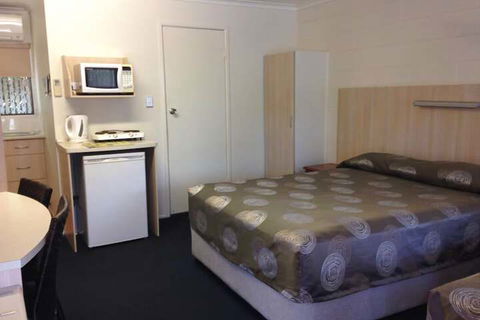 Mango Tree Motel - Tourism Hervey Bay 6