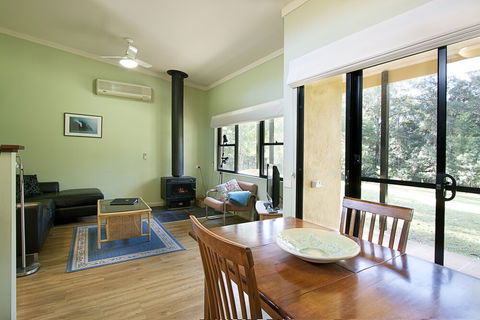 Milton Country Cottages - Tourism Hervey Bay 4