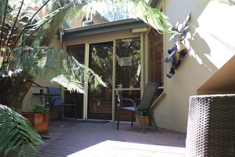 Linden Gardens Rainforest Retreat - Hervey Bay Accommodation 0