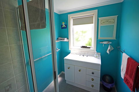 The Spotted Salmon Cottage - Hervey Bay Accommodation 6