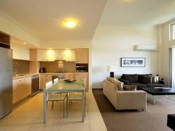 Chancellor Executive Apartments - Hervey Bay Accommodation 6