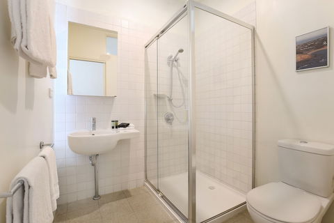 Plum North Melbourne - Hervey Bay Accommodation 4