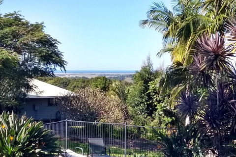 Alstonville Country Cottages - Tourism Hervey Bay 1