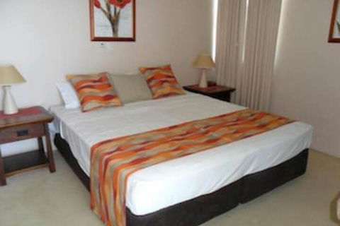 Grosvenor Beachfront Apartments - Tourism Hervey Bay 6