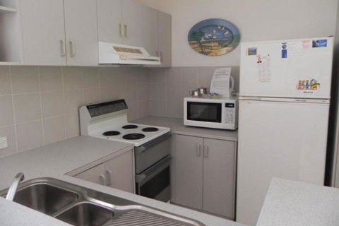 Noosa Terrace & Belmondos Waterfront Resort - Tourism Hervey Bay 3