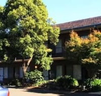 Clayton Monash Motor Inn  Serviced Apartments