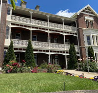 Auldington Hotel
