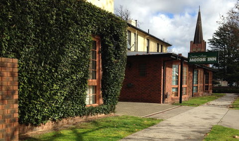 Seaton Arms Motor Inn - Hervey Bay Accommodation 0