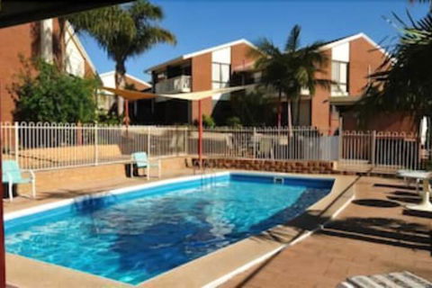 Anchorbell Holiday Apartments - Hervey Bay Accommodation 3