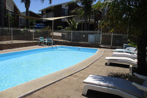 Anchorbell Holiday Apartments - Hervey Bay Accommodation 5