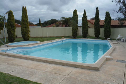 Restawile Motel - Tourism Hervey Bay 4