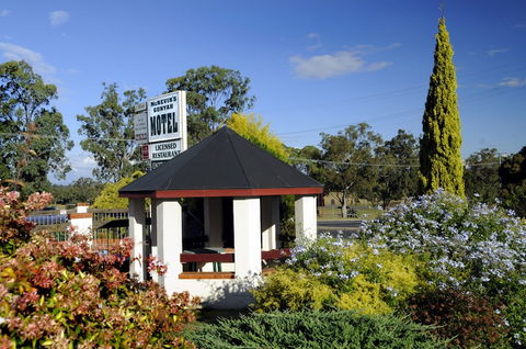 McNevin's Warwick Motel - Hervey Bay Accommodation 1
