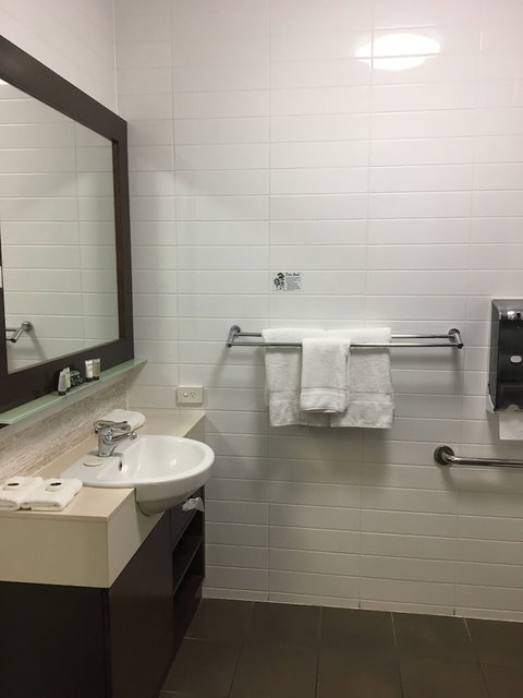 Sfera's Park Suites & Convention Centre - Hervey Bay Accommodation 6