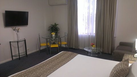 Lindy Lodge Motel - Hervey Bay Accommodation 5