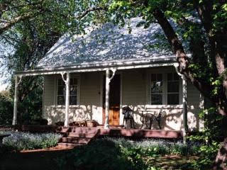 Elm Wood Cottages - Tourism Hervey Bay 0
