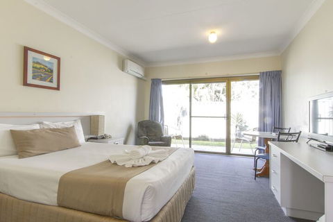 Island Palms Motor Inn - Hervey Bay Accommodation 6