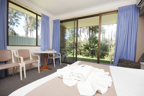 Island Palms Motor Inn - Hervey Bay Accommodation 7
