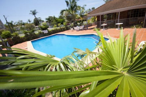 Island Palms Motor Inn - Hervey Bay Accommodation 0