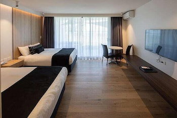 Ocean Front At The Entrance - Hervey Bay Accommodation 4