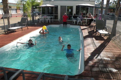 Corowa Motor Inn - Hervey Bay Accommodation 4